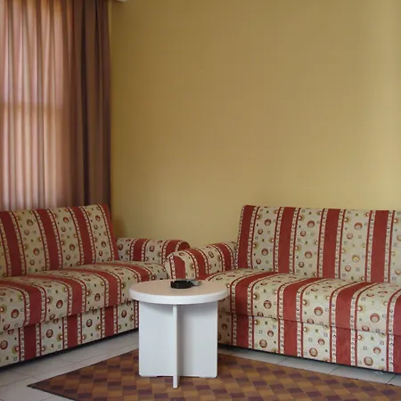 Gold River Apart-hotel *