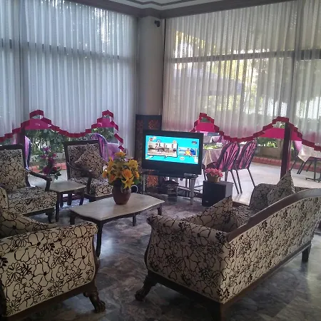 Aparthotel Gold River *