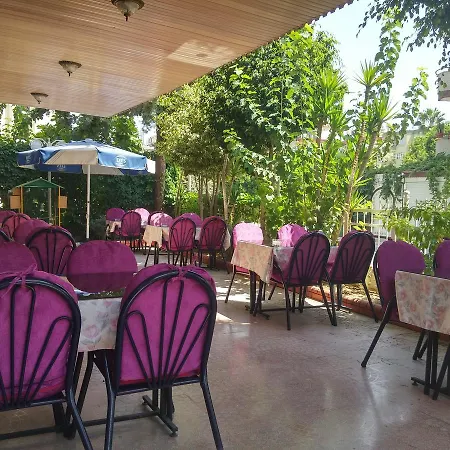 Aparthotel Gold River *