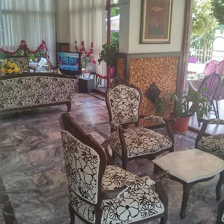 Aparthotel Gold River *