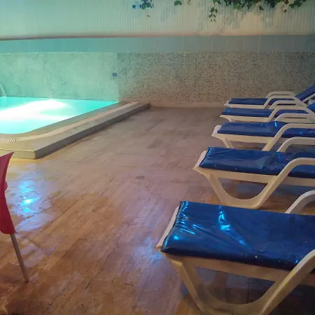 Aparthotel Gold River